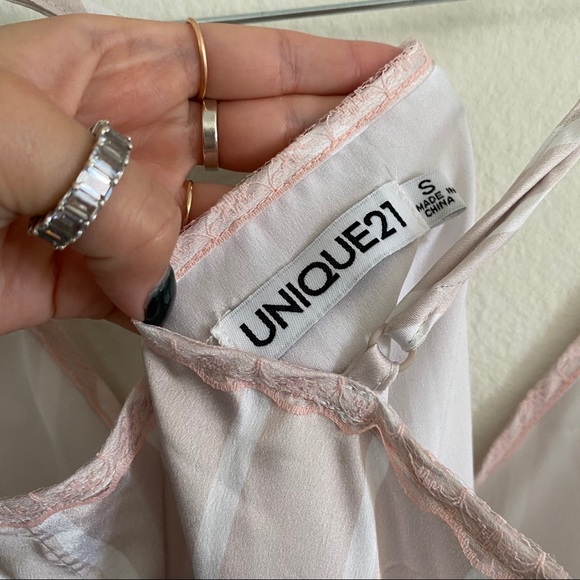 SILKY ROMPER - Picture 5 of 5